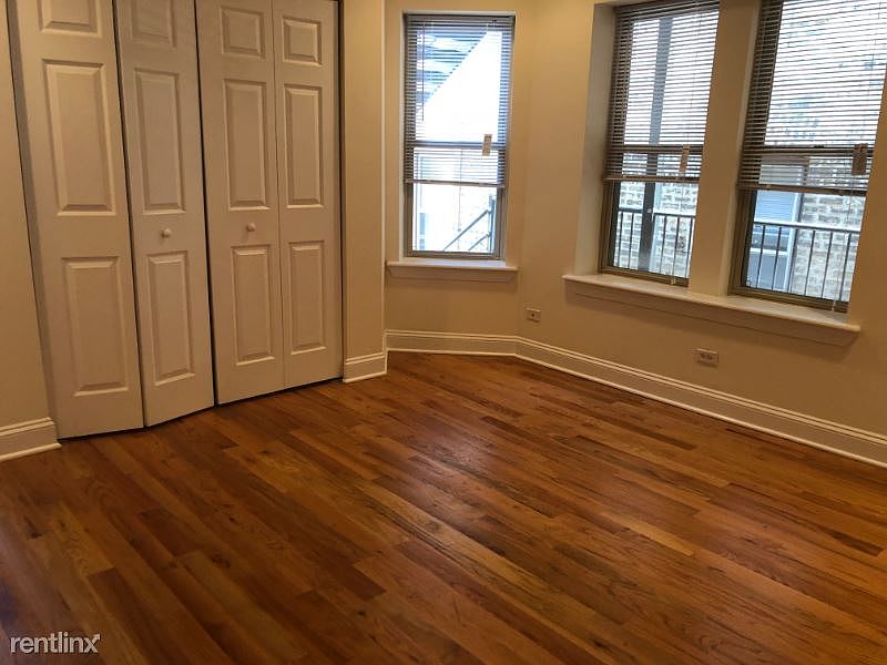 1st image of 2240 W Morse Ave APT 2