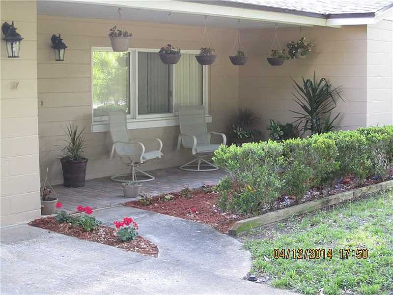 1st image of 404 Pinewood Ct