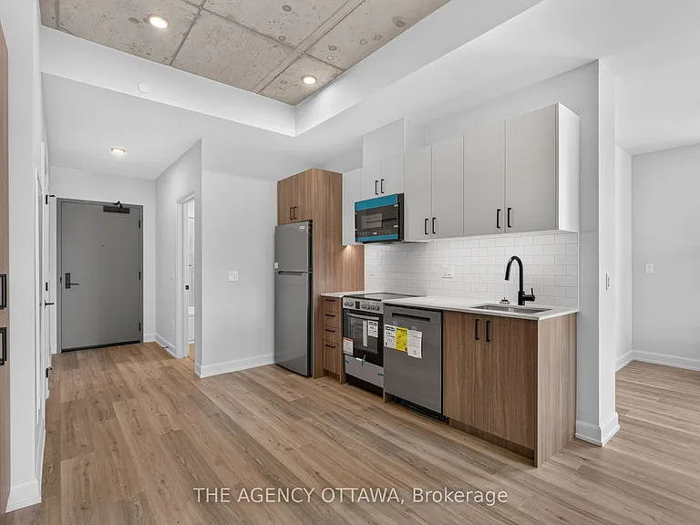 56 Bayswater Ave #502 — Photo 8