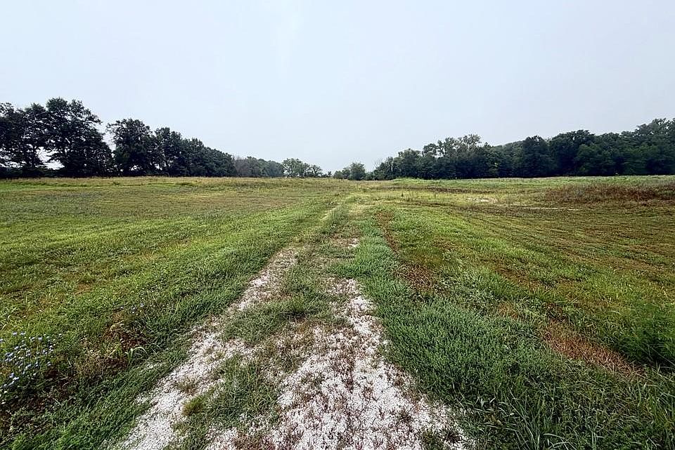 1st image of Ozark Ln