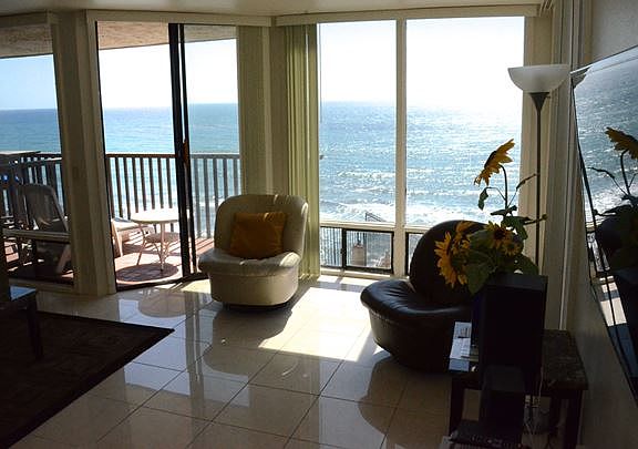 4th image of 190 Del Mar Shores Ter Unit 2