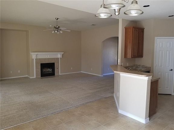 3rd image of 9721 Colonywood Dr