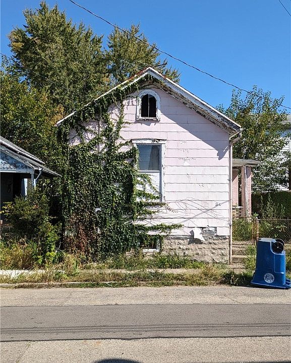 2nd image of 34 Morton Ave