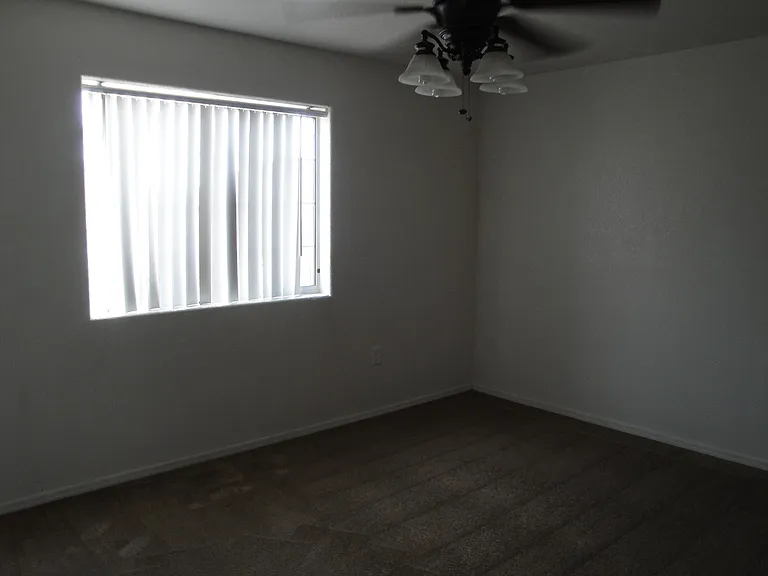 10309 E 37th St — Photo 5