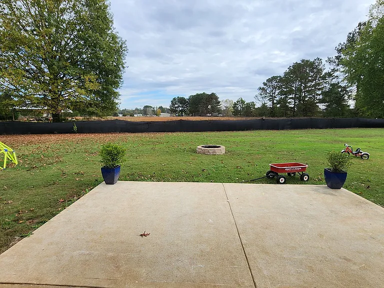 48 Wheatfield Dr — Photo 31