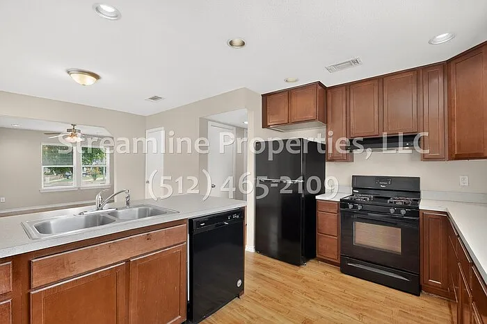 12711 Rampart St — Photo 14