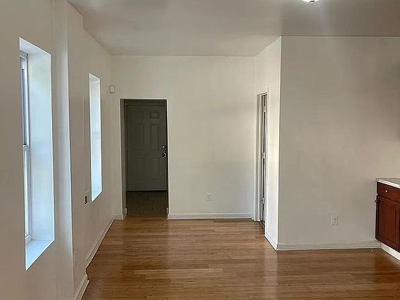 4th image of 5835 Arch St