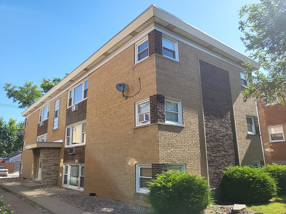 1st image of 6248 W Montrose Ave APT 2F