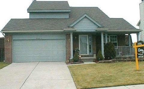 1st image of 23070 Brentwood Dr