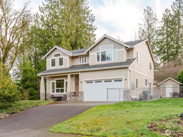 1568 Puget Drive E, Port Orchard, WA 98366