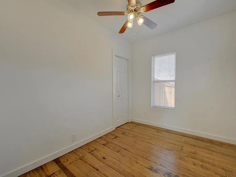 2106 Holly St #B — Photo 24