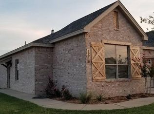 2001 102nd St #A, Lubbock, TX 79423