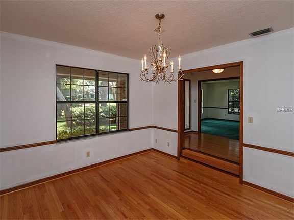 4th image of 1033 Tuscany Pl