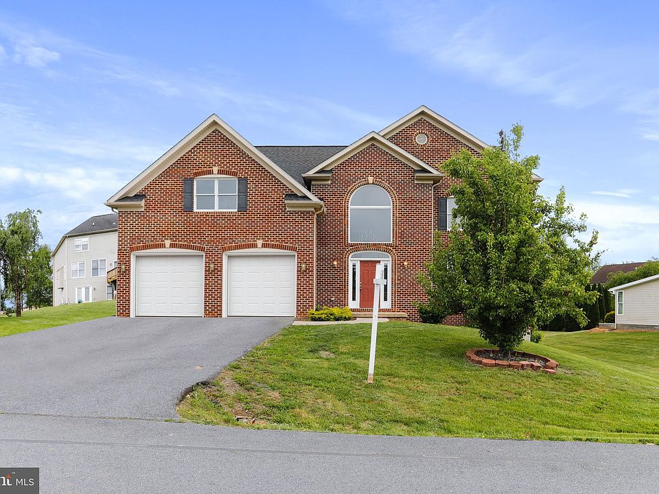 20526 Woodbridge Dr, Hagerstown, MD 21742 Zillow