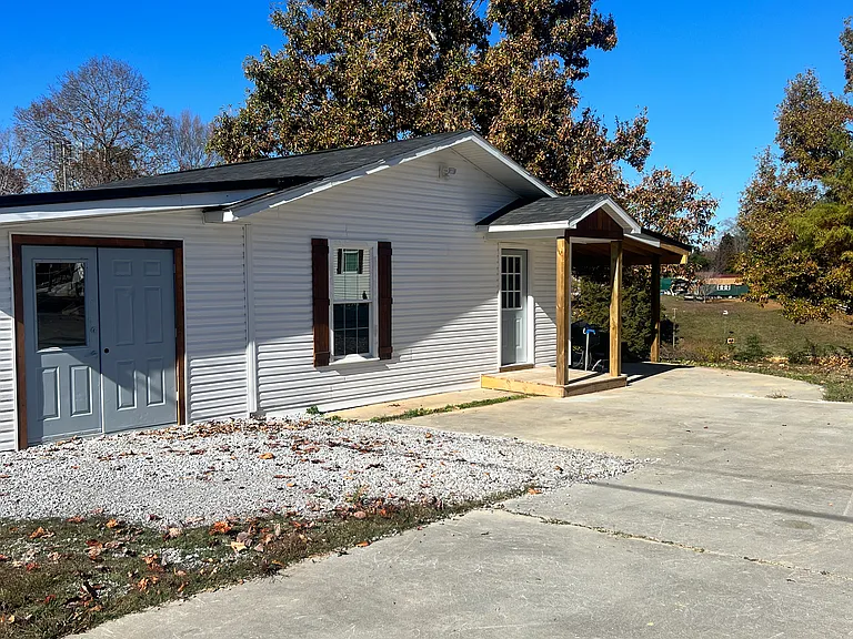 1646 Ponderosa Dr — Photo 6