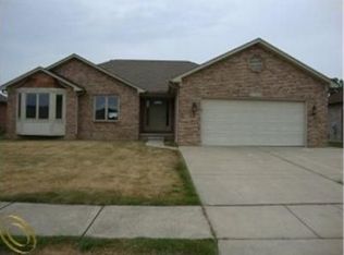47203 Whippoorwill Dr, Macomb, MI 48044