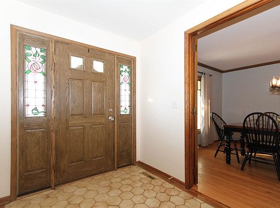 3rd image of 500 Hawthorne Ave