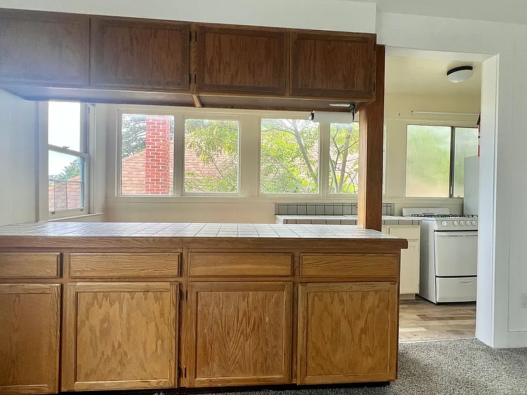 placement-1423Central — Photo 18