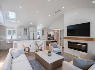 8 Teresa Cir, Arlington, MA 02474