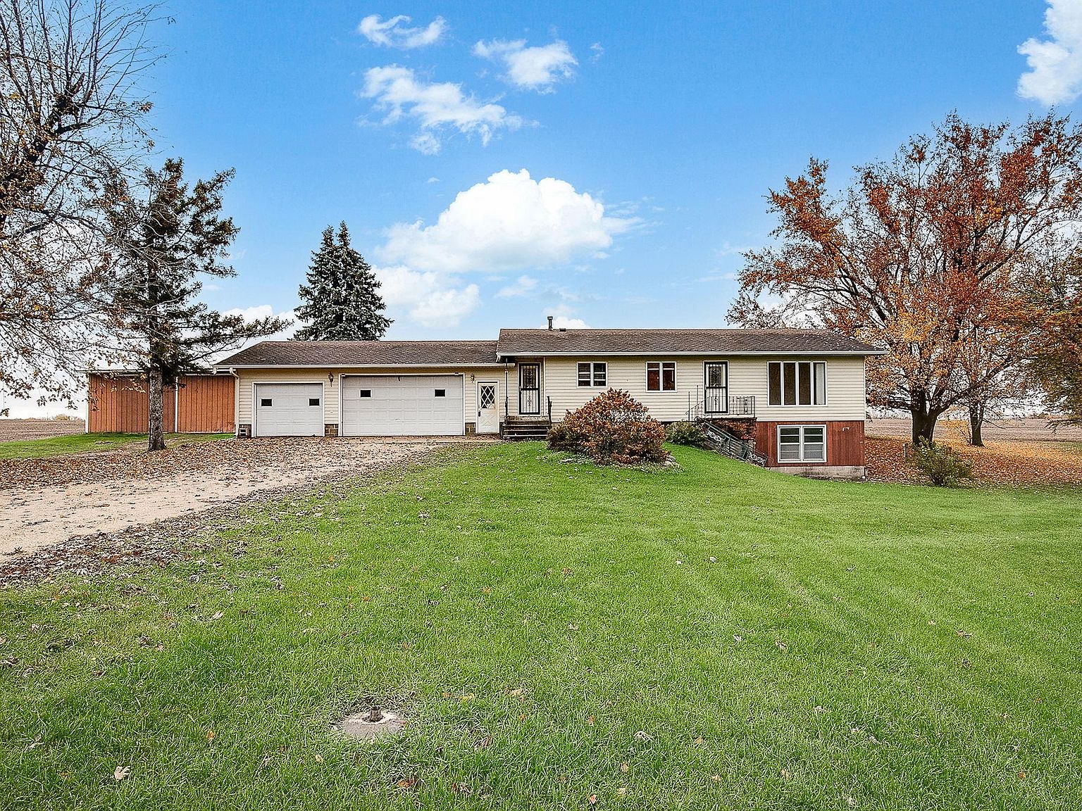 4896 Cedar Lake Blvd, Faribault, MN 55021 MLS 6451126 Zillow