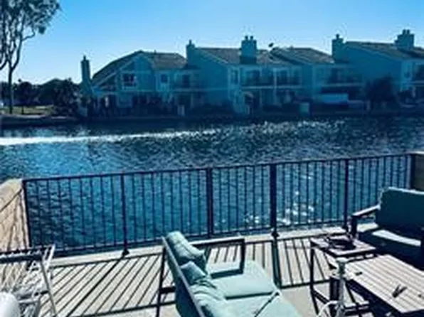 3832 Montego Dr, Huntington Beach, CA 92649