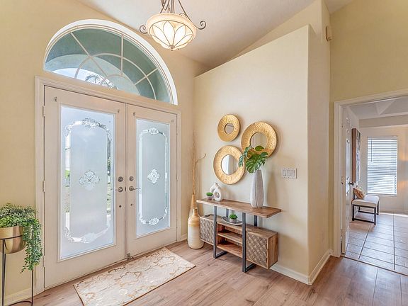 4th image of 513 SE Cliff Road