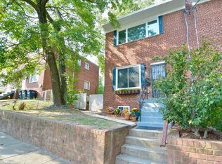 4038 D St SE, Washington, DC 20019
