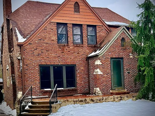 3329 N Biltmore Ave, Peoria, IL 61604