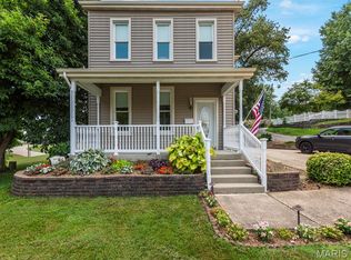 220 W Cleveland Ave, Belleville, IL