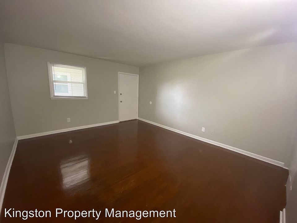 1st image of 315 Ballpark Dr #102