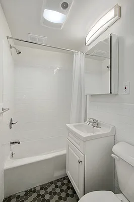 Rented by Corcoran | media 5