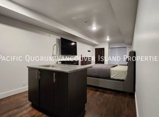 430 5th St #E101, Courtenay, BC V9N1J8