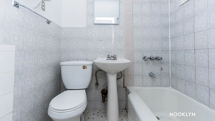 Rented by Nooklyn NYC LLC | media 6