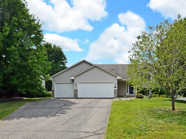 920 Lodge Dr, Jordan, MN 55352