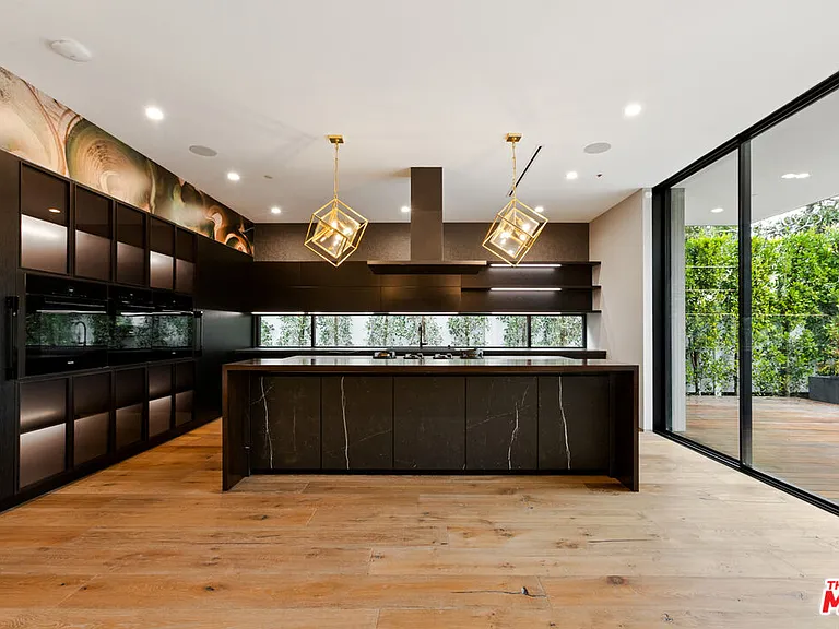 738 N Harper Ave — Photo 12