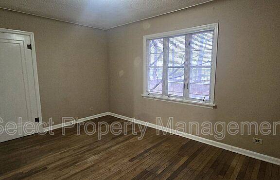 2nd image of 7610 W Jefferson Blvd