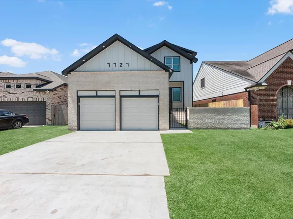 7727 Green Lawn Dr, Houston, TX 77088
