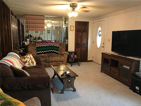 4th image of 149 Medina St
