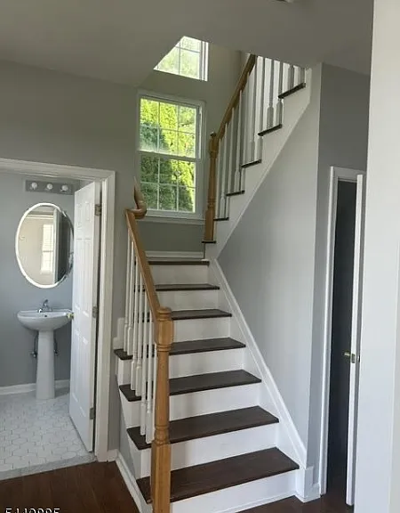 246 Winding Hill Dr — Photo 9