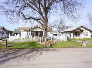 605 N 11th St, Perry, OK 73077