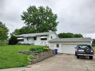 4020 N Arthur Ct, Decatur, IL 62526