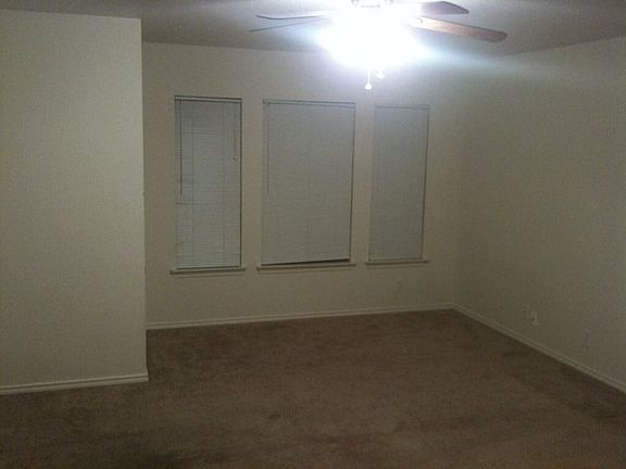 5th image of 106 Cypress Ct