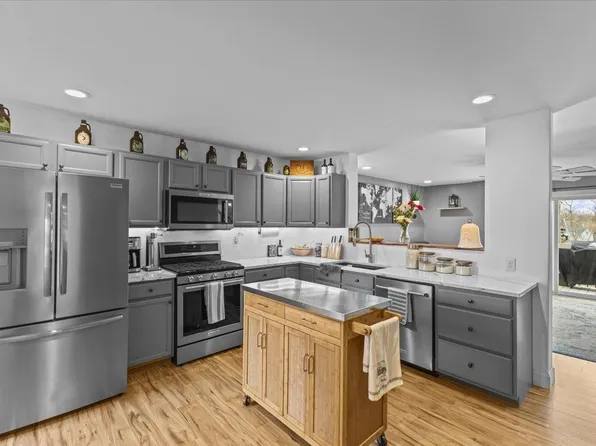 27 Ally Drive, Swanton, VT 05488