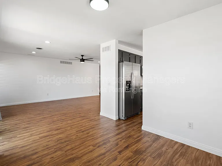 11004 Collinwood Dr — Photo 13