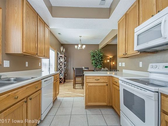 4th image of 1804 NW Ashton Ln Unit 5