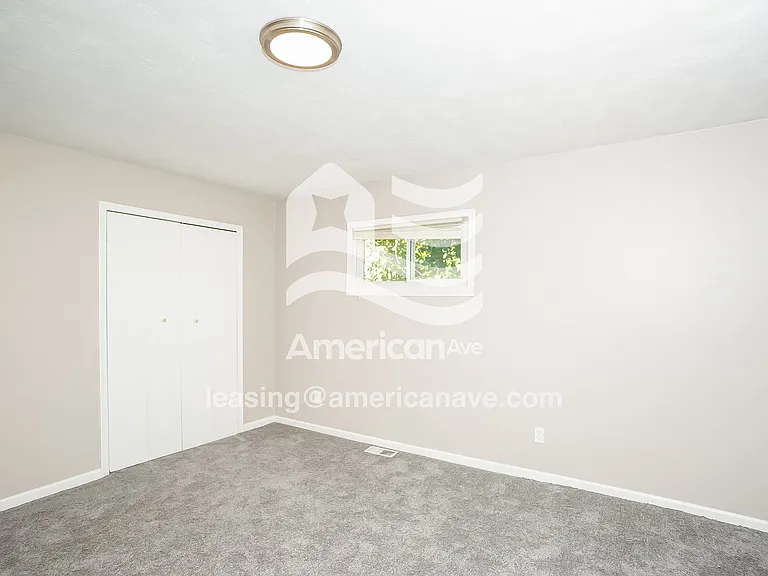 1337978_013_wm_-_bedroom_13162033.jpg