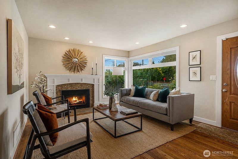 3rd image of 8804 5th Avenue NE