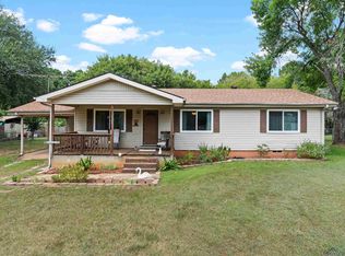 226 Circle Ridge Dr, Gilmer, TX 75645