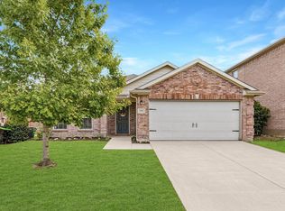 1682 Chukar Dr, Aubrey, TX 76227