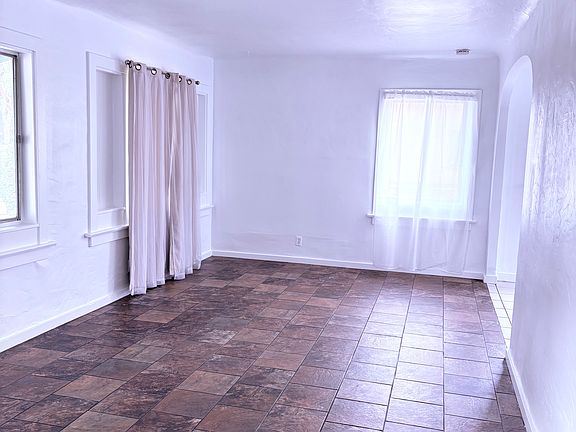 2nd image of 11740 Harris Ave